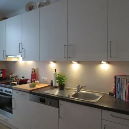 Large Cosy Downtown Flat In City Centre Апартаменты *