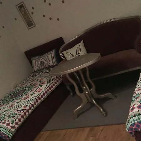Large Cosy Downtown Flat In City Centre Апартаменты *