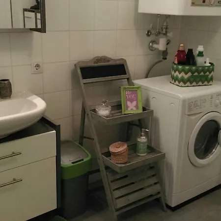 Large Cosy Downtown Flat In City Centre Апартаменты